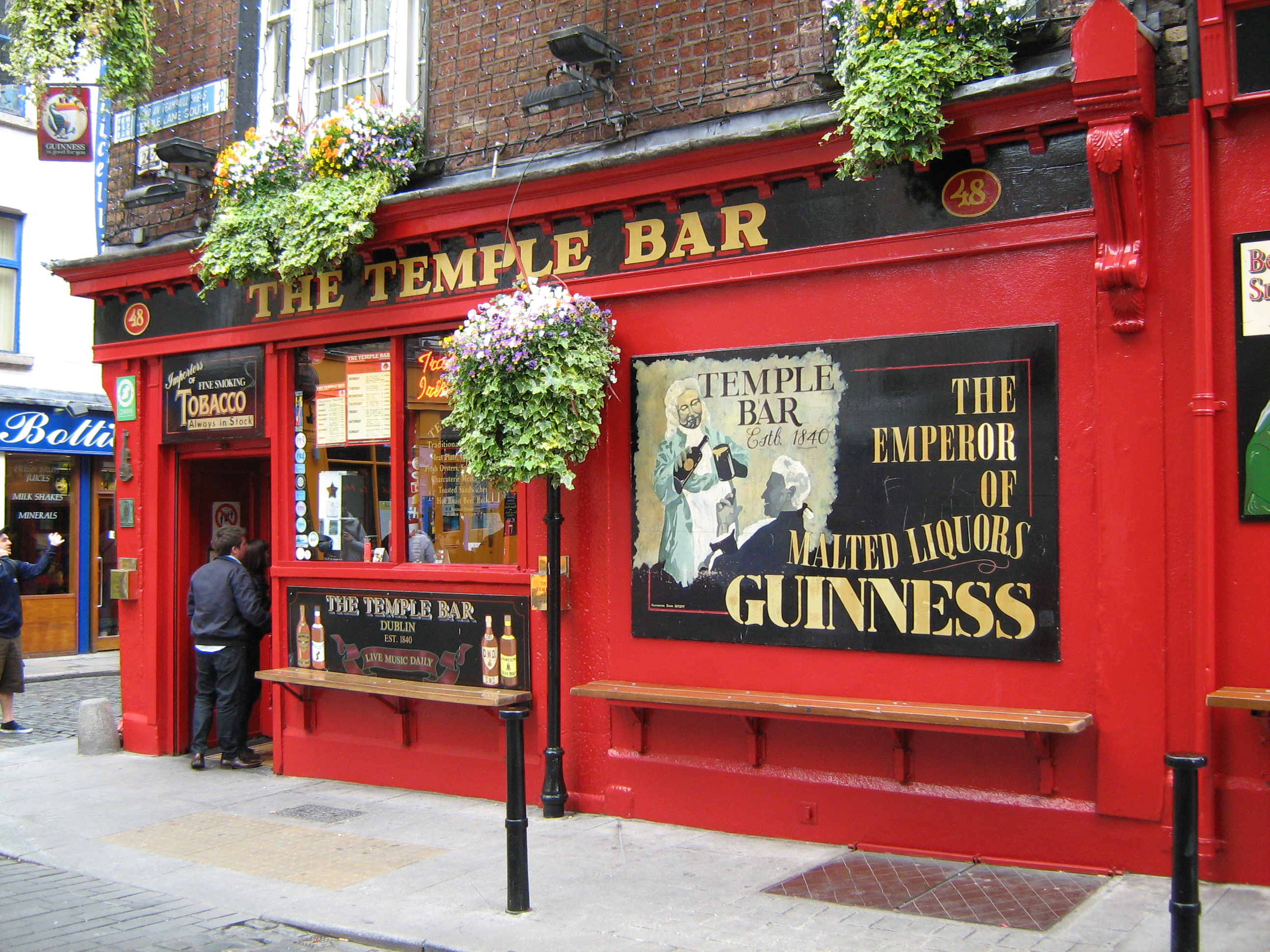 7 passeios culturais imperdívies em Dublin na Irlanda - Temple Bar 
