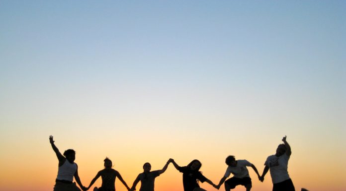 VANTAGENS EM FAZER UM INTERCÂMBIO DE FÉRIAS VANTAGENS EM FAZER UM INTERCÂMBIO DE FÉRIAS