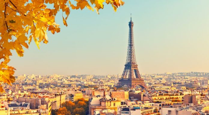 INTERCÂMBIO NA FRANÇA O GUIA PELO PAÍS ROMÂNTICO Intercâmbio-na-França-Roda-Mundo