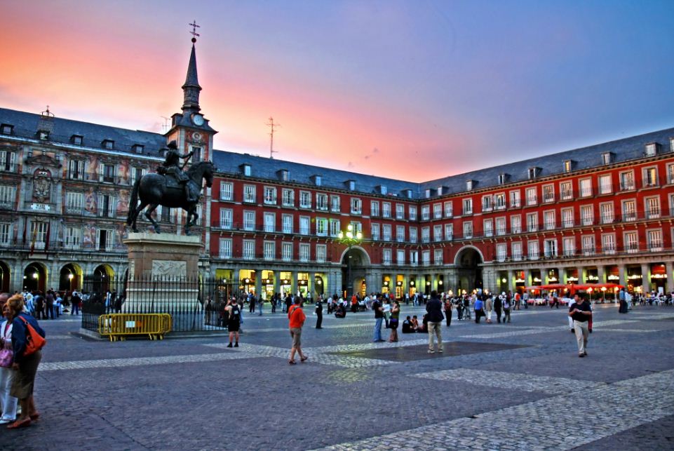 Plaza-Mayor-Intercâmbio-em-Madri