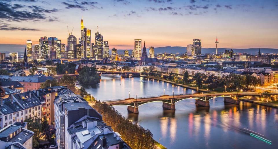 As 6 melhores escolas da Alemanha para fazer intercâmbio - Frankfurt