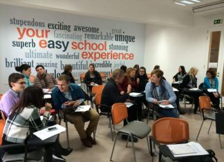 Escola Easy School of Languages Malta