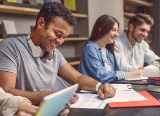 Cursos co-op em colleges privados no Canadá