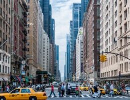 Intercâmbio para Mulheres 50+ em Nova York